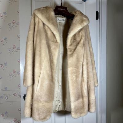 LOT 157U: Vintage Strawbridge & Clothier Fur Coat