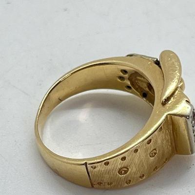 LOT 178G: 14K Gold - 6.72 gtw - Women's Size 6 Ring, Belt Buckle Design