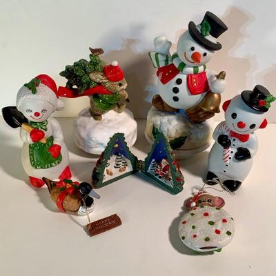 LOT 199 B: Vintage Bubble Christmas Lights W/ Replacements, Enesco Ceramic Snowmen & Plastic Goose Ornament, & More