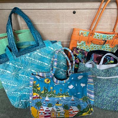 LOT 228M: Beach Bag Collection