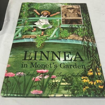 Monet, O'Keeffe & More Art Coffee Table Books (LR-RG)