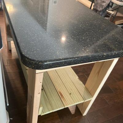 Pine Work Bench W/ Granite Top (LR-RG)