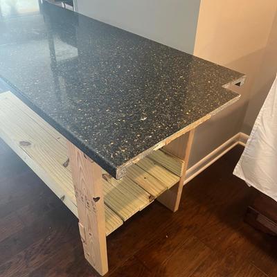 Pine Work Bench W/ Granite Top (LR-RG)