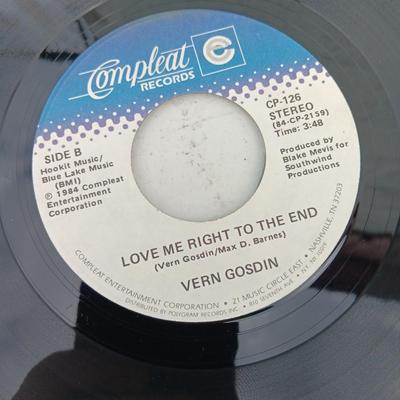 45 RPM Records - Vern Gosdin & Earl Conley JUKE BOX CLASSICS !