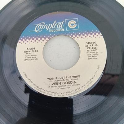 45 RPM Records - Vern Gosdin & Earl Conley JUKE BOX CLASSICS !