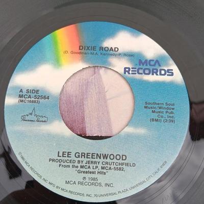 45 RPM Records - Vince Gill - Lee Greenwood - Jim Glaser - Don Gibson and more JUKE BOX CLASSICS !