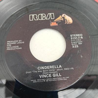 45 RPM Records - Vince Gill - Lee Greenwood - Jim Glaser - Don Gibson and more JUKE BOX CLASSICS !