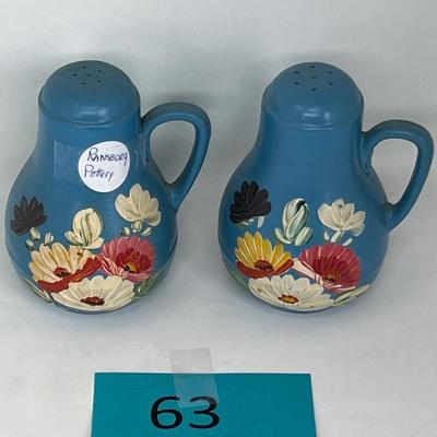 1930s Ransburg Pottery Shaker set