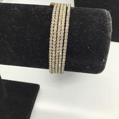 Twistable spiral faux Rhinestone bracelet