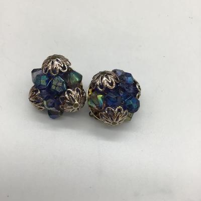 Vintage blue clip on earrings