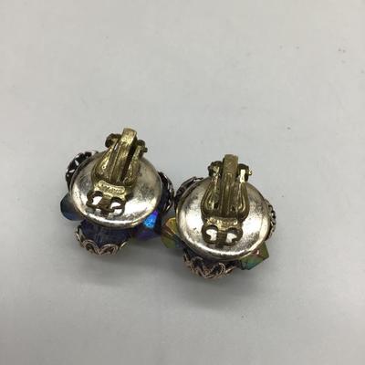 Vintage blue clip on earrings