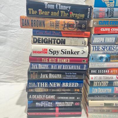 Large Assortment of Hardback Novels - Patterson, Ludlum, Clancy & More (LR-RG)