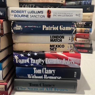 Large Assortment of Hardback Novels - Patterson, Ludlum, Clancy & More (LR-RG)