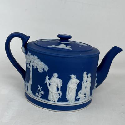 Wedgwood jasperware tea pot