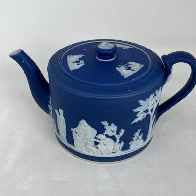 Wedgwood jasperware tea pot