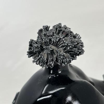 Spaghetti black poodle