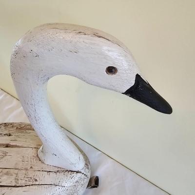 Hand Carved Vintage Wooden Swan (LR-JS)