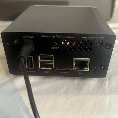 SOTM Network Player & SOTM Headphone Amplifier (O-MG)