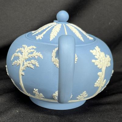 Wedgwood Jasperware tea pot