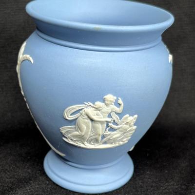 Wedgwood Jasper vase
