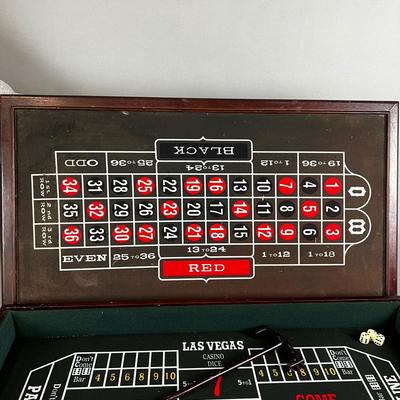 691 Vintage Casino Gamblers Box
