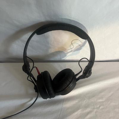 Bose Noise Canceling Headphones & Sennheiser Headphones (O-MG)