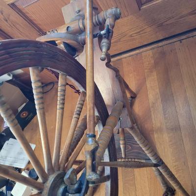 ANTIQUE spinning / carding wheel from Norway