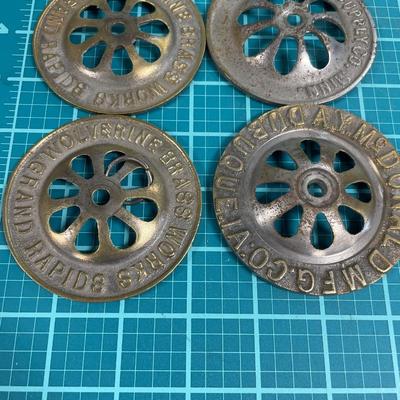 4 vintage sink/tub shower drain covers, box and pin