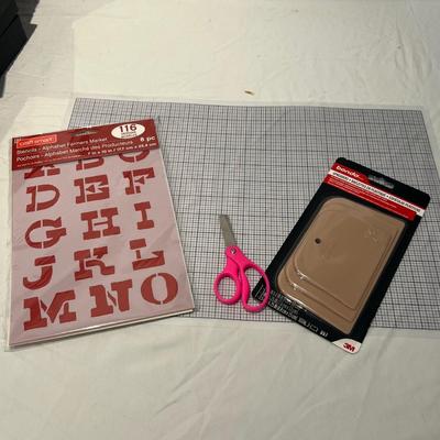 Craft Supplies - Scrapbooking, Decorating & More (DR-RG)