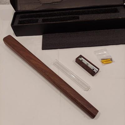 Handcrafted Wooden Decor (LR-BBL)