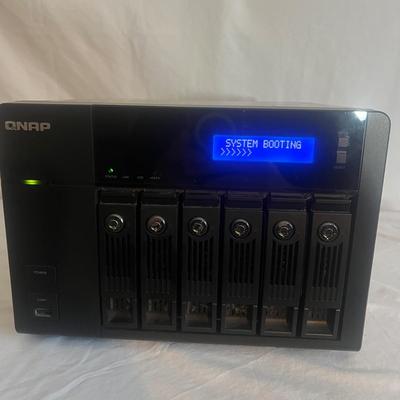 Qnap Network Attached Storage and Hitachi Hard Drives (O-MG)