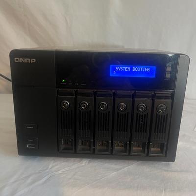 Qnap Network Attached Storage and Hitachi Hard Drives (O-MG)