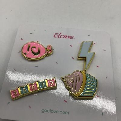 Clove fashion pins