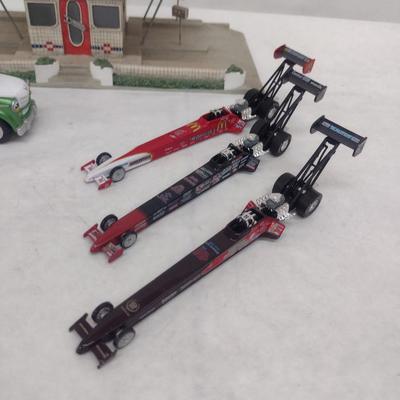 Hallmark Hometown America Drive-In Figurine and Collection of Miniature Cars (#41)