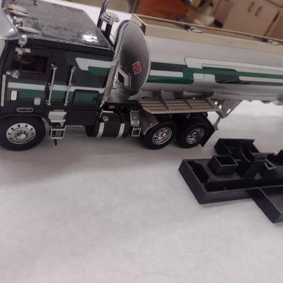 1979 Freightliner Tractor and Tanker Trailer Die Cast Model (#55)