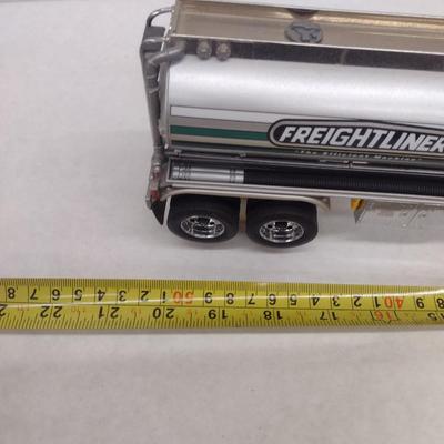 1979 Freightliner Tractor and Tanker Trailer Die Cast Model (#55)
