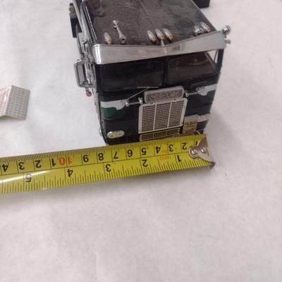 1979 Freightliner Tractor and Tanker Trailer Die Cast Model (#55)