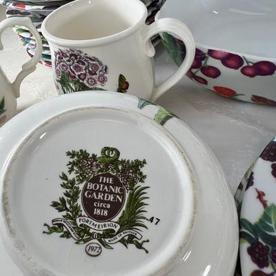 Botanic China, Floral theme large lot