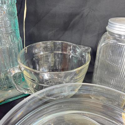 Set of high quality glass floating bowls for candles flowers