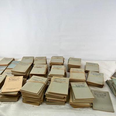 large lot 68-3000 Little blue books, big blue books