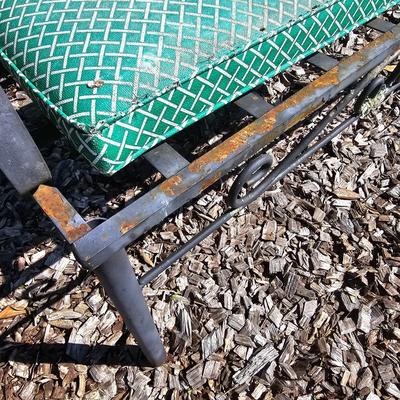 Wrought Iron Garden Bench w/Cushion (OY-JS)