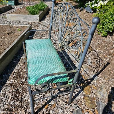 Wrought Iron Garden Bench w/Cushion (OY-JS)