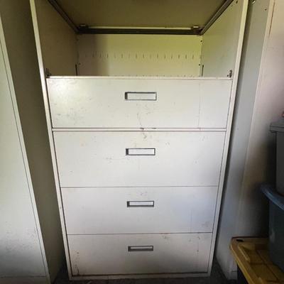 Lockable Metal Cabinet w/ 1 Cubby and 3 drawers