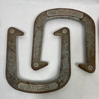 Vintage Outdoor Game Set of 4 Competitor Horseshoes
