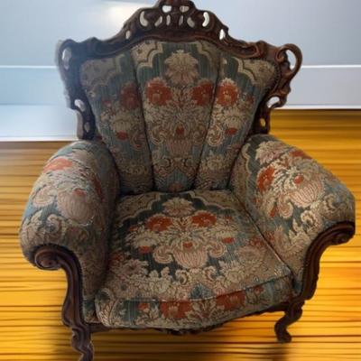 Antique Italian Louis XV couch and throne chair