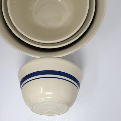 Roseville Ohio Stoneware Nesting Bowls