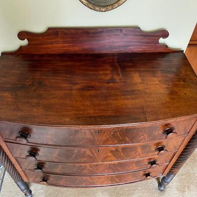 Early 19th Century English Bowfront Chest of Drawers