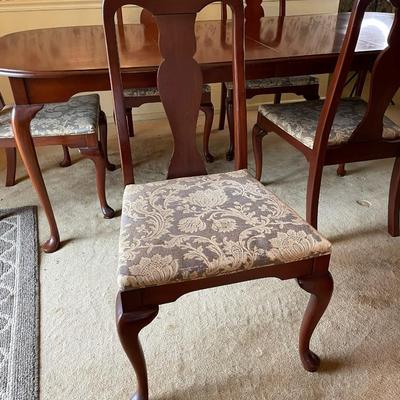 Queen Anne Cherry Dining Room Table with 6 chairs.