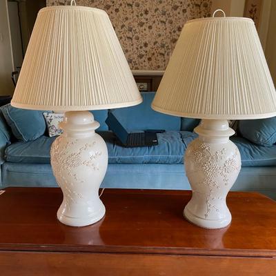 Vintage Pair of White Icing Flower Table lamps