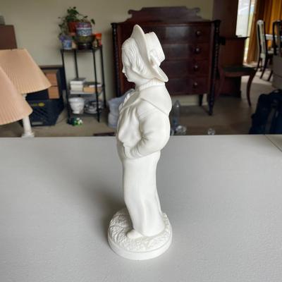 White Statue - Ceramic